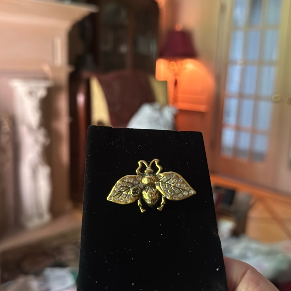 brooch pin antique Gold Tone Bee Pin Brooch with Clear Crystal Wings